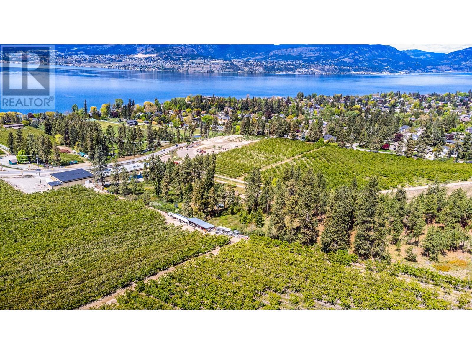 4729 Lakeshore Road