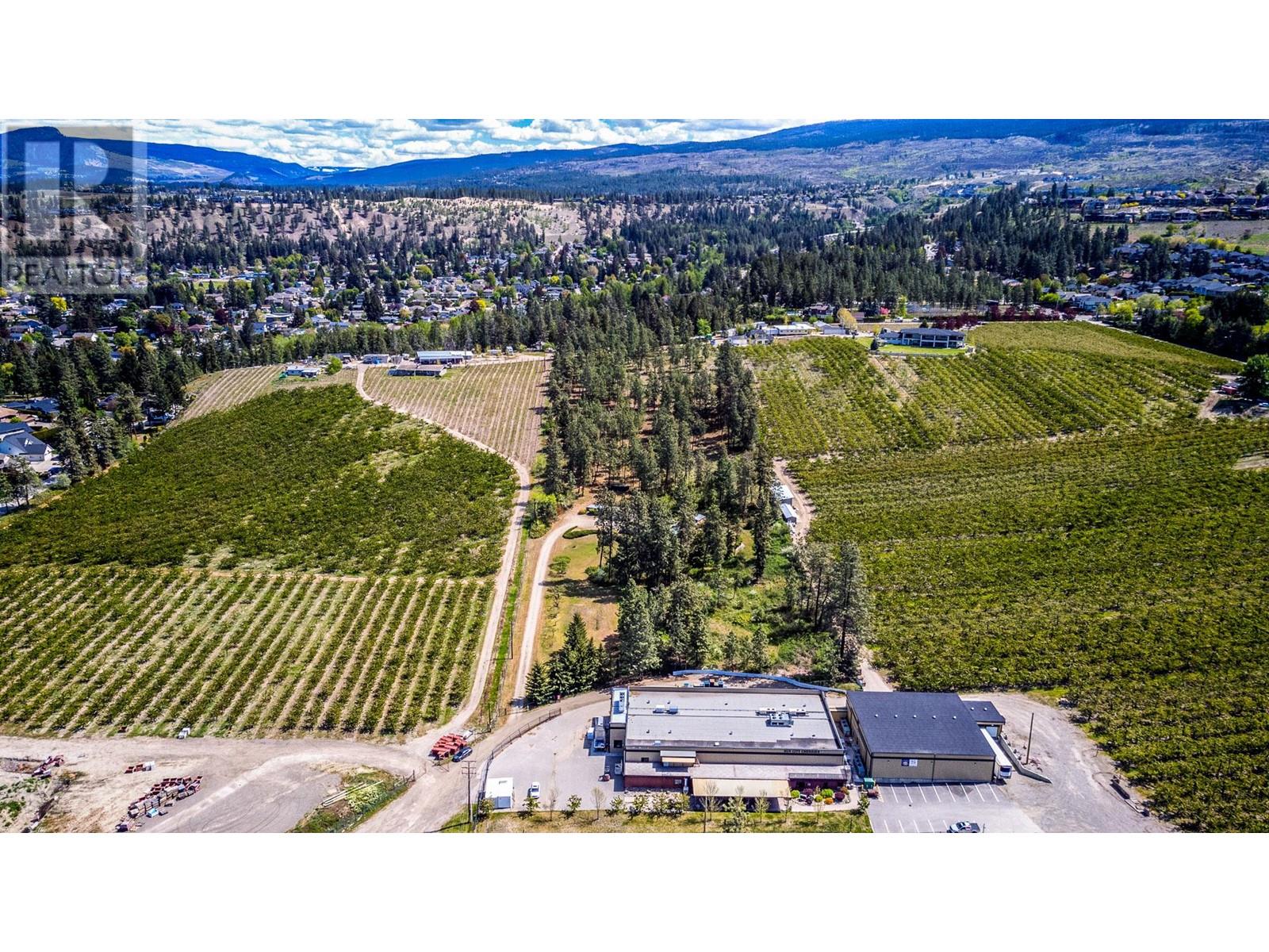 4729 Lakeshore Road