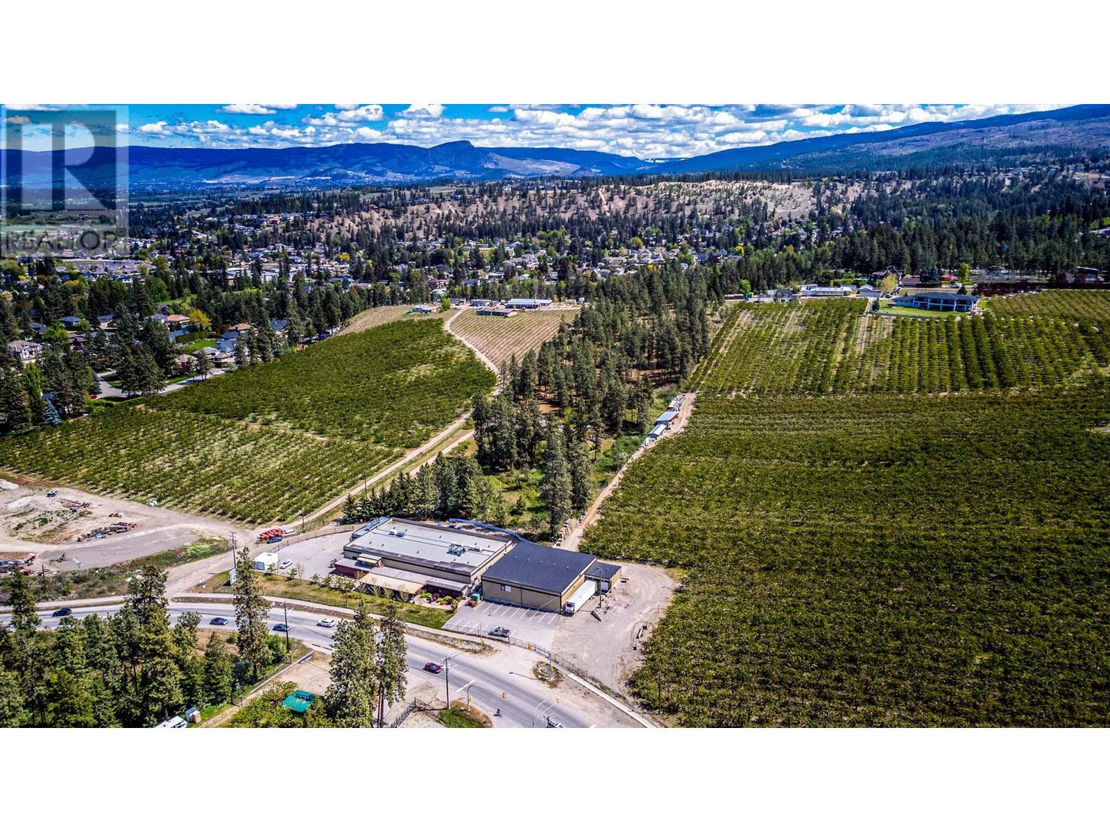 4729 Lakeshore Road