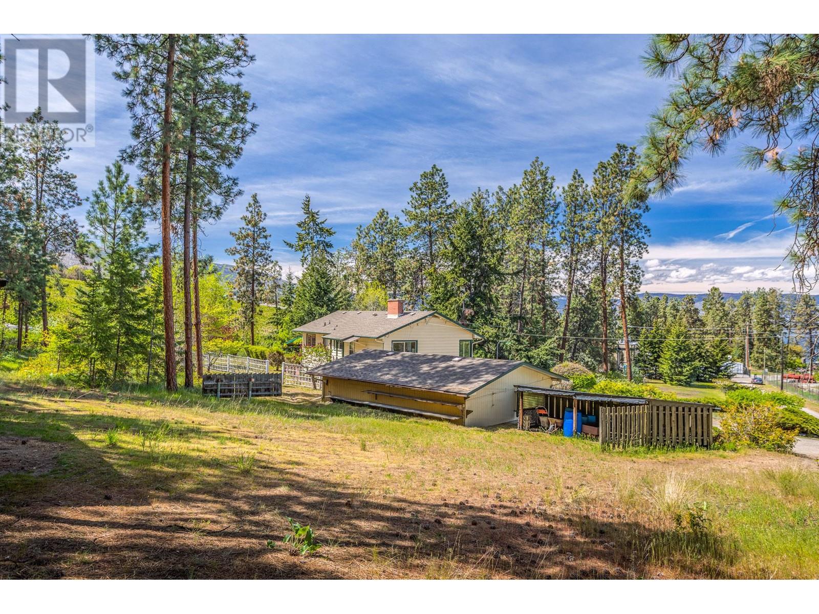 4729 Lakeshore Road