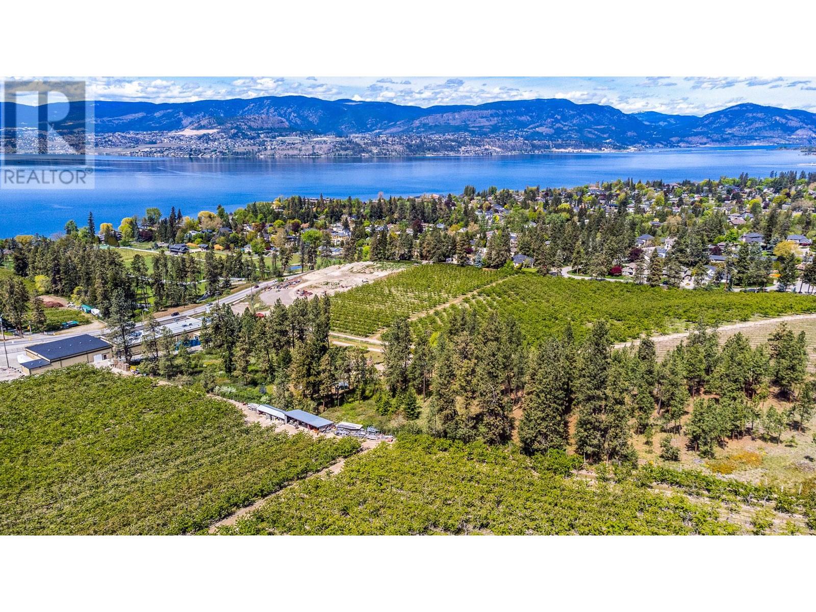 4729 Lakeshore Road