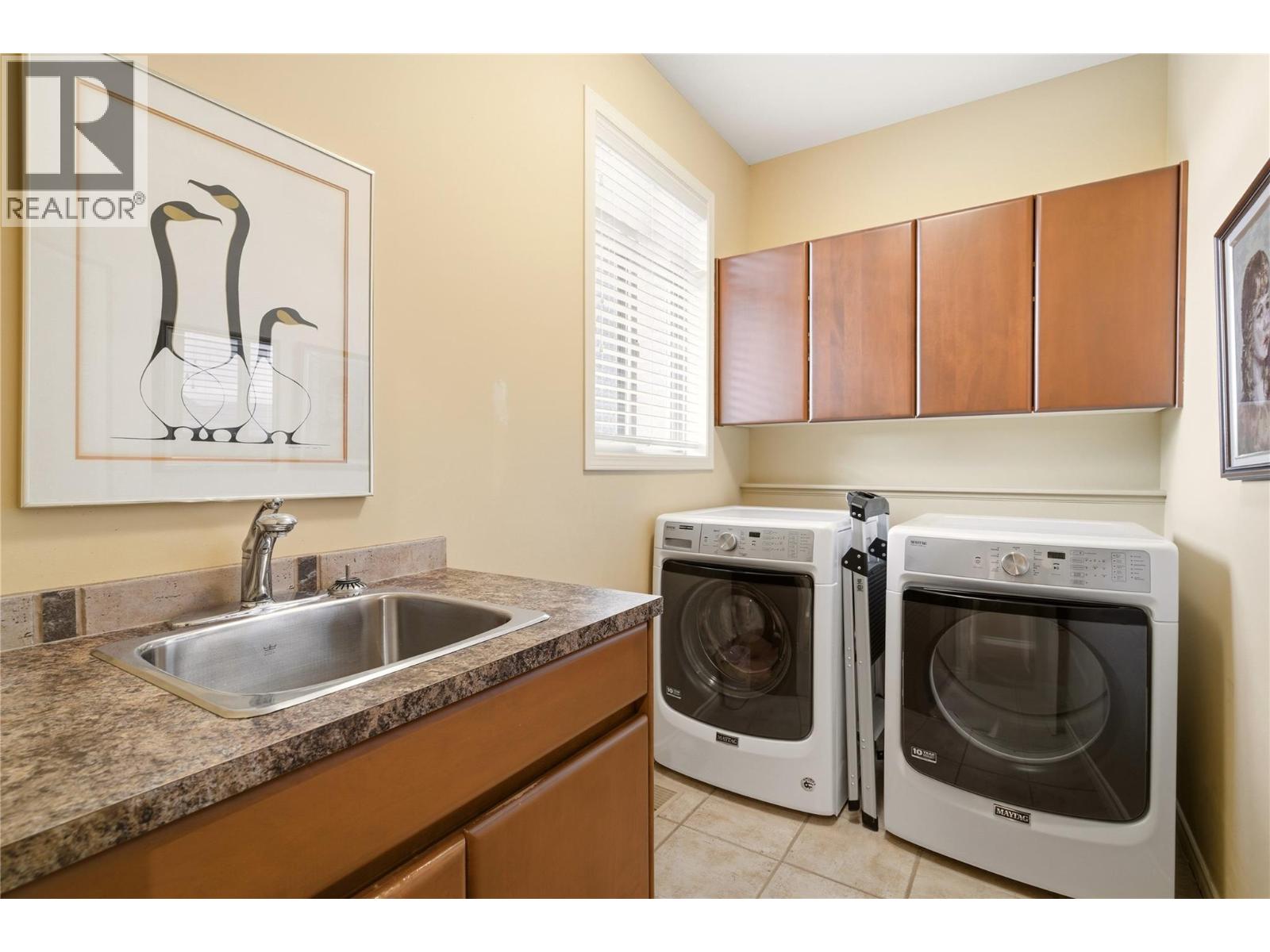 2213 Waddington Court Unit# 20