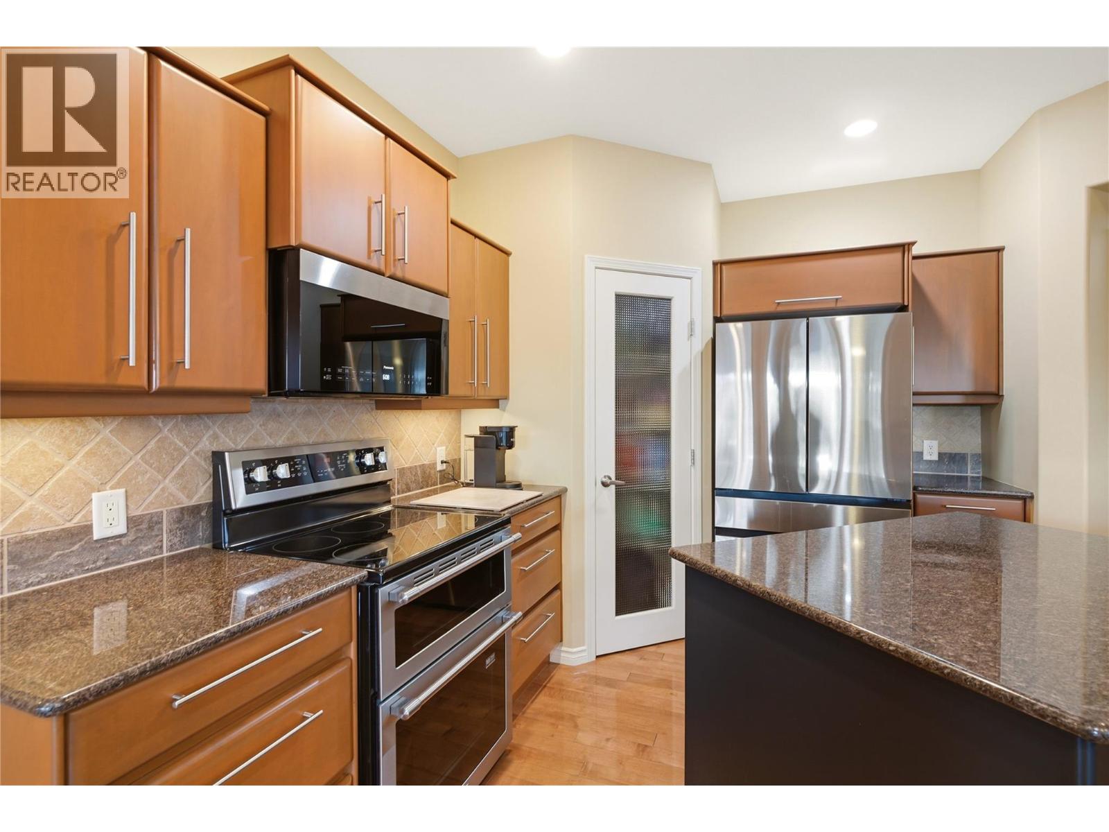 2213 Waddington Court Unit# 20