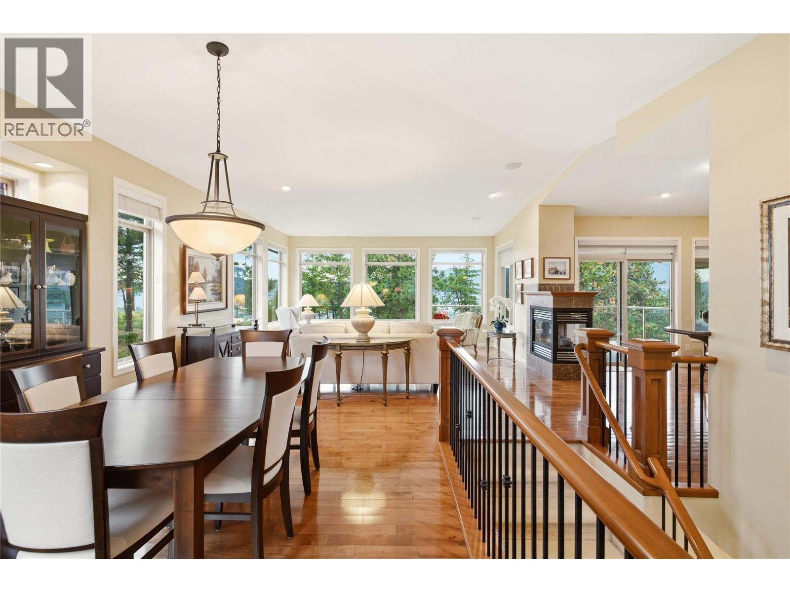 2213 Waddington Court Unit# 20