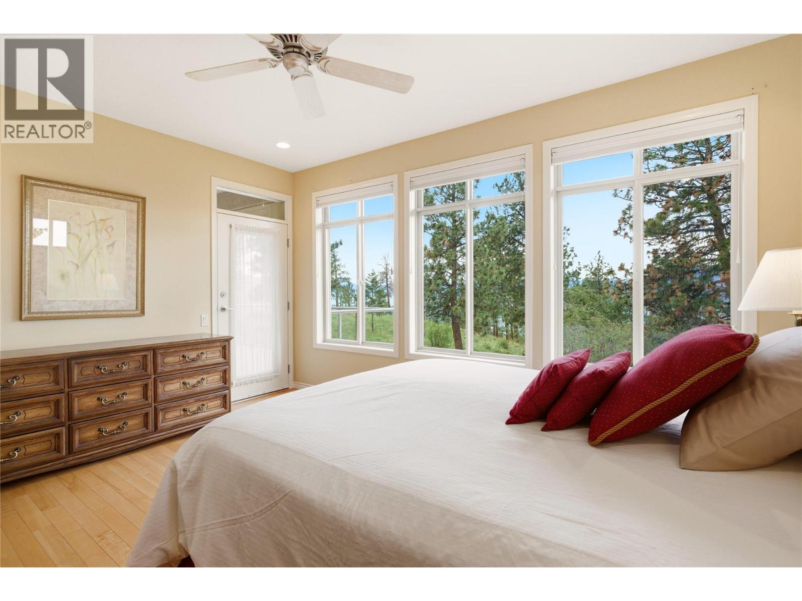 2213 Waddington Court Unit# 20