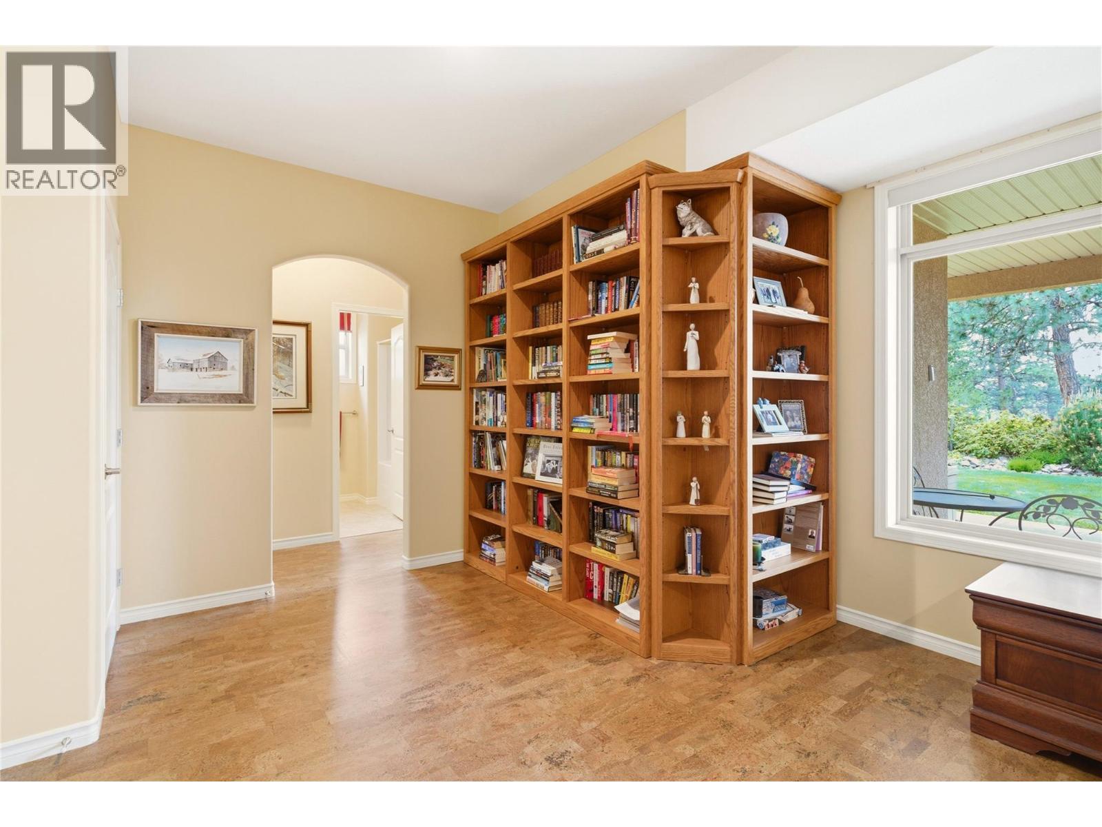 2213 Waddington Court Unit# 20