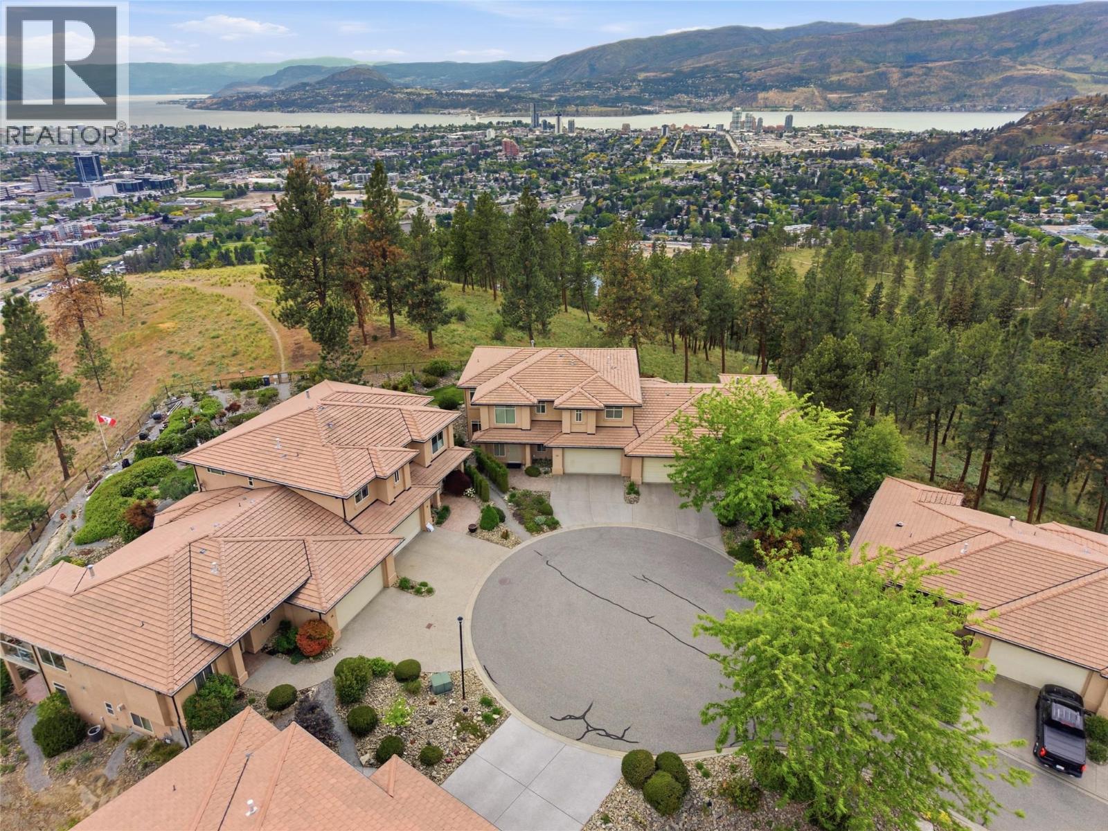 2213 Waddington Court Unit# 20