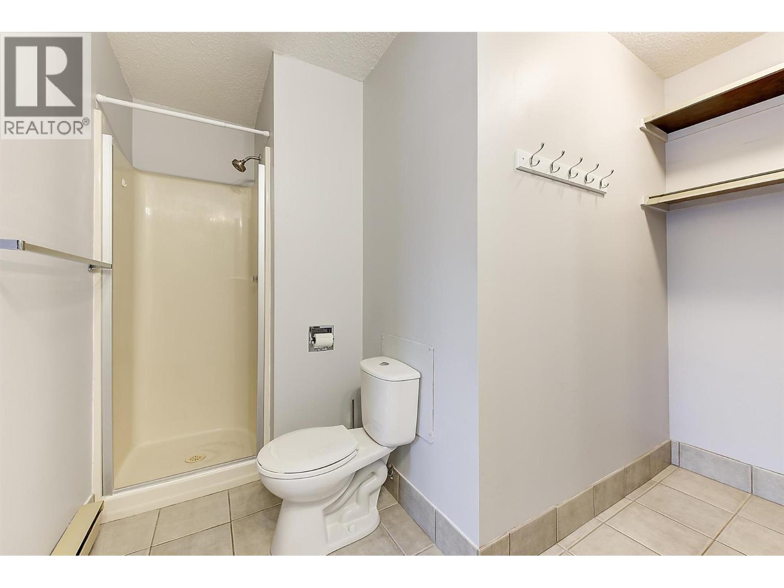 240 McIntosh Road Unit# 209