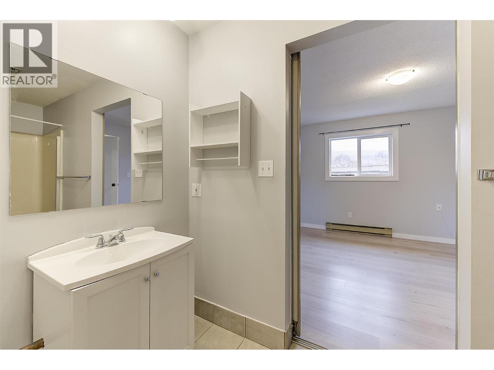 240 McIntosh Road Unit# 209