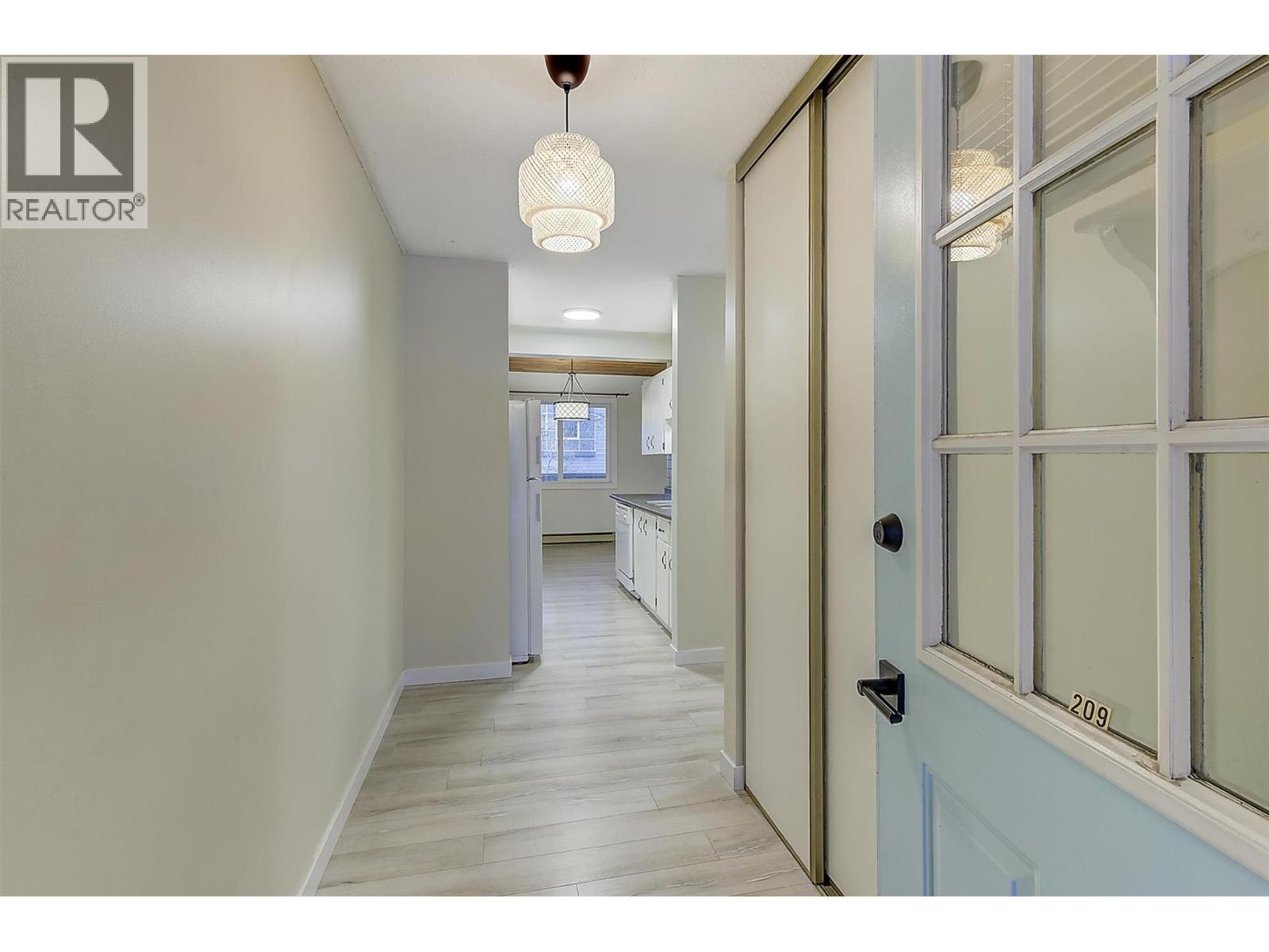 240 McIntosh Road Unit# 209