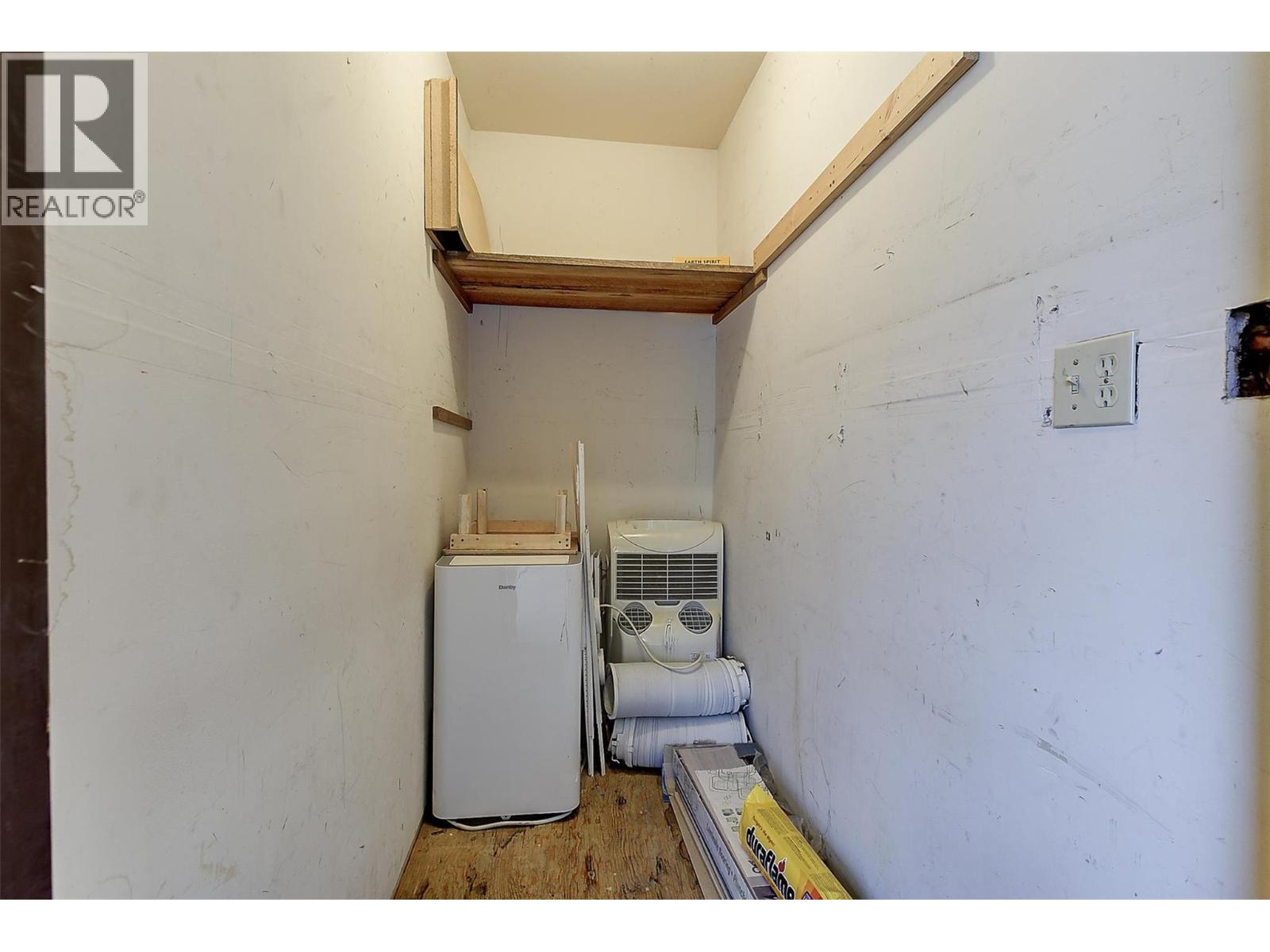 240 McIntosh Road Unit# 209