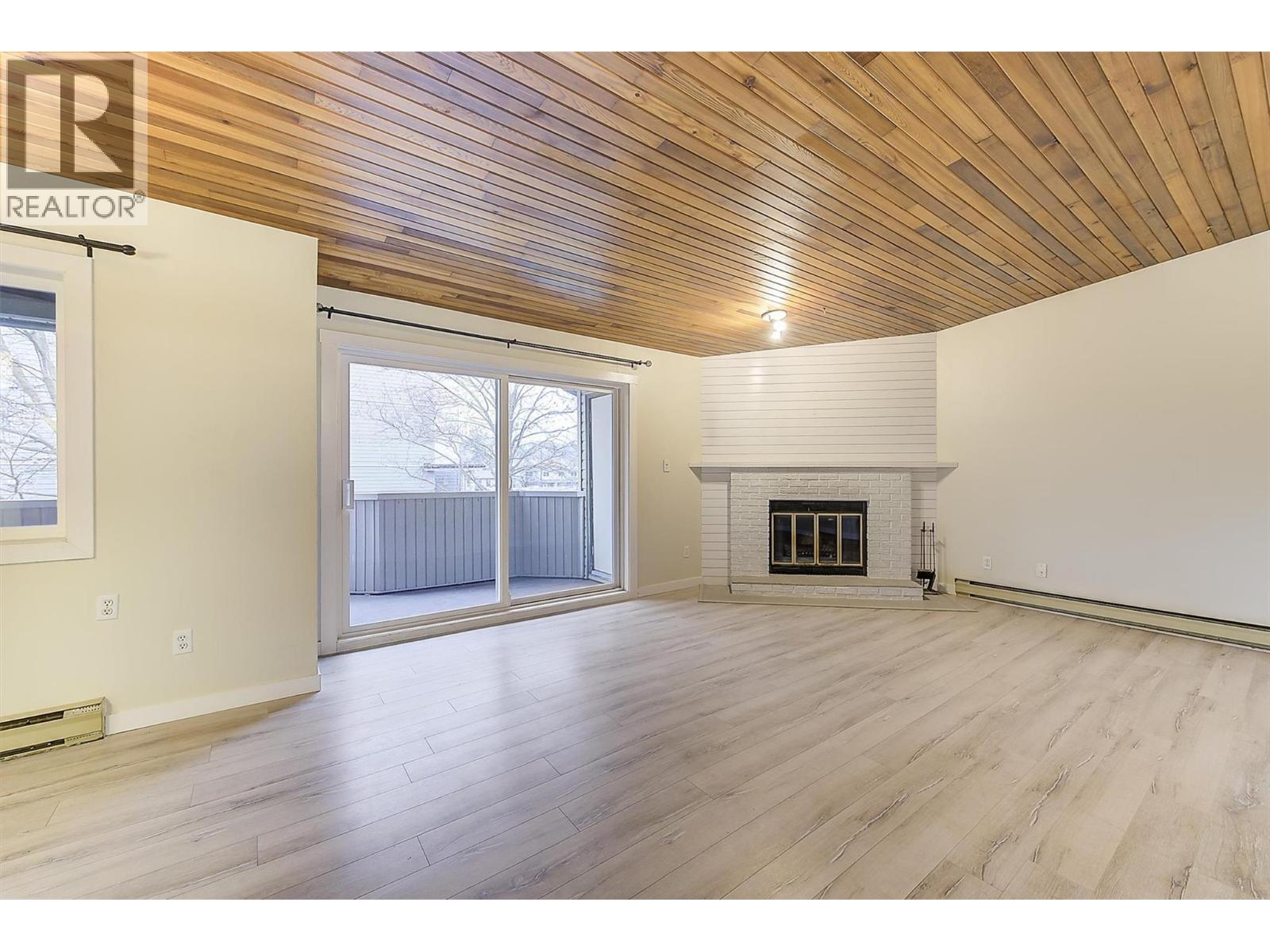 240 McIntosh Road Unit# 209