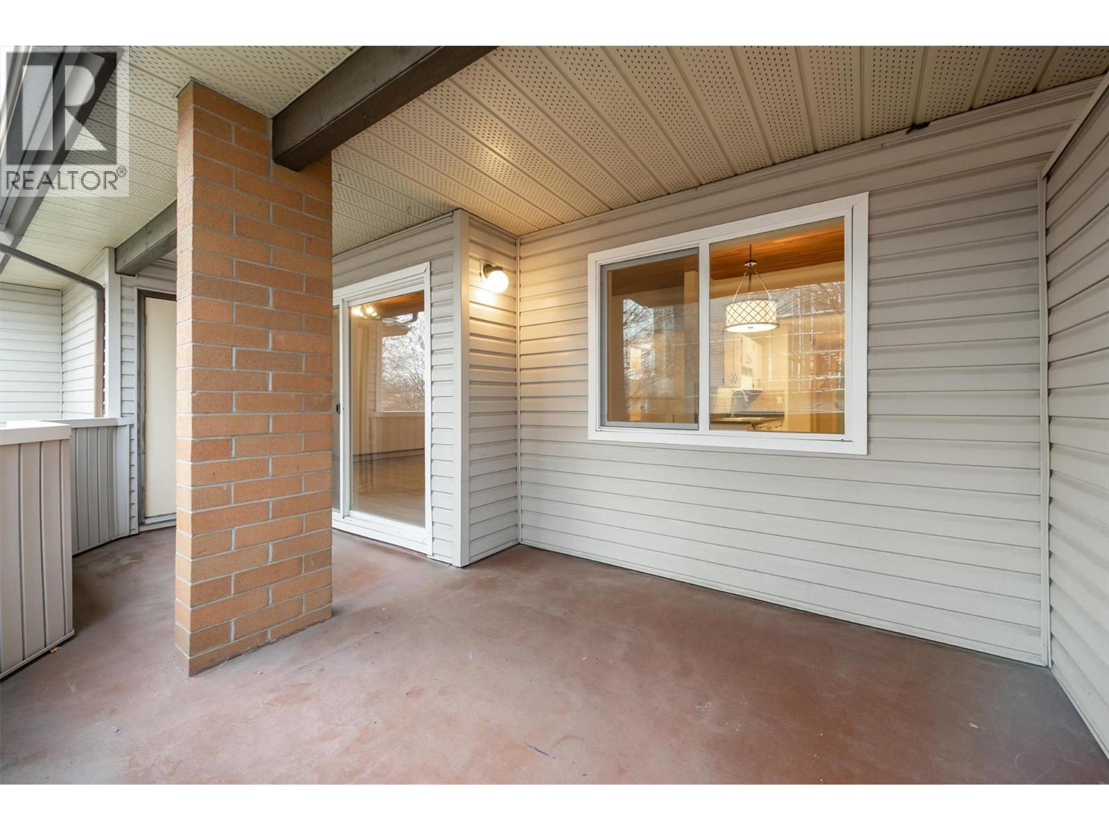 240 McIntosh Road Unit# 209