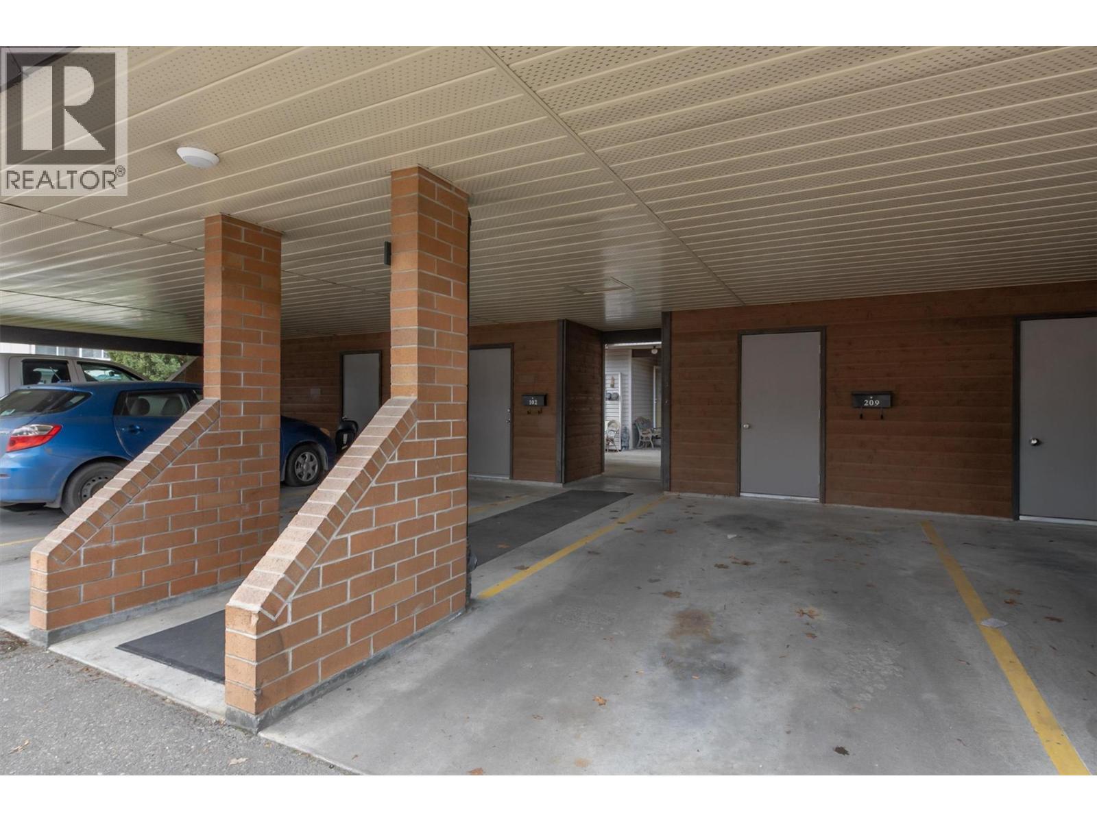 240 McIntosh Road Unit# 209