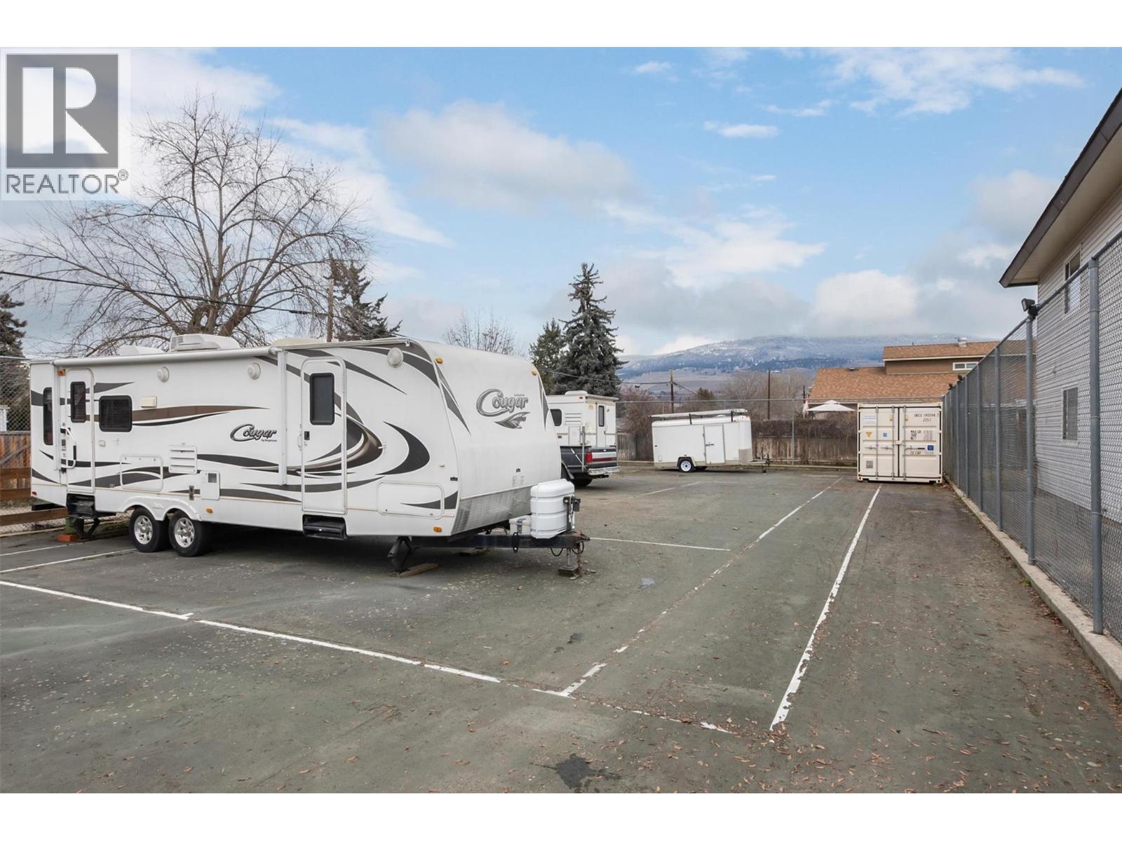 240 McIntosh Road Unit# 209