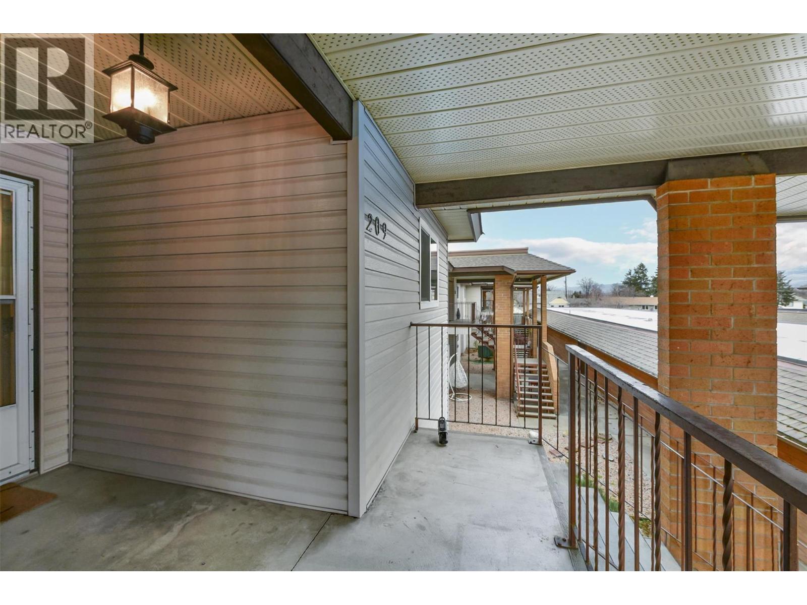 240 McIntosh Road Unit# 209