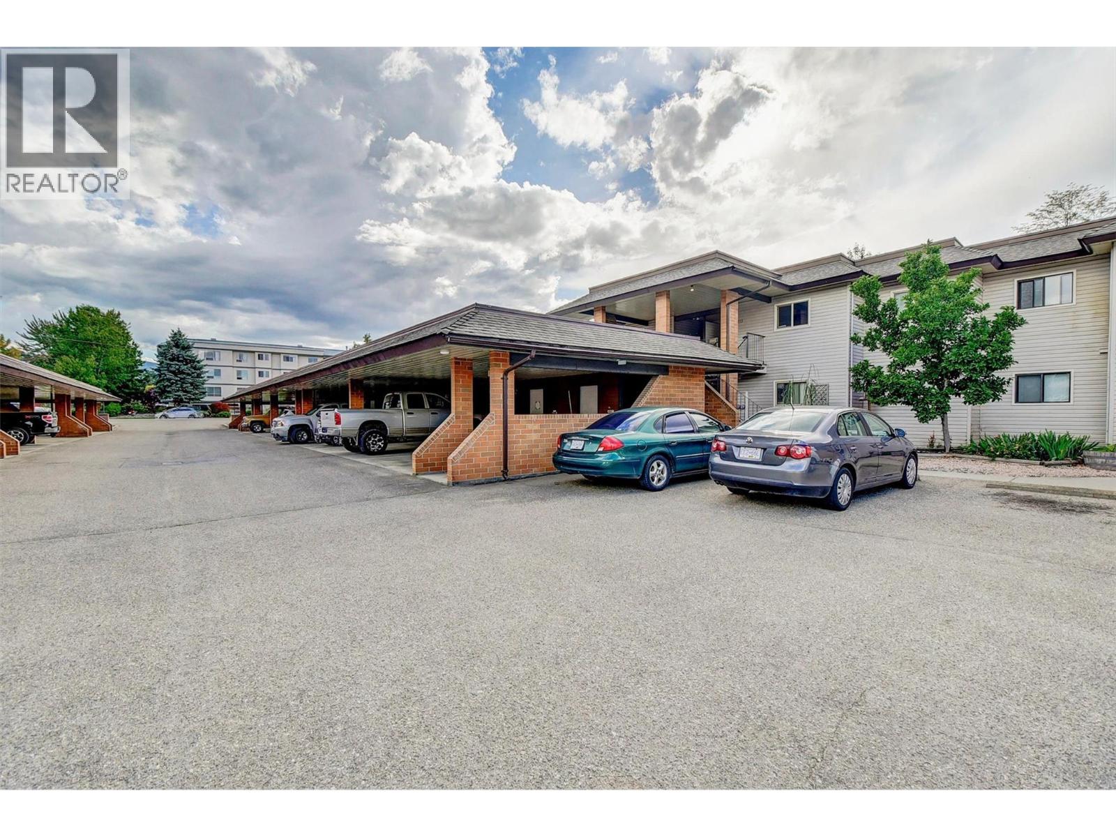 240 McIntosh Road Unit# 209