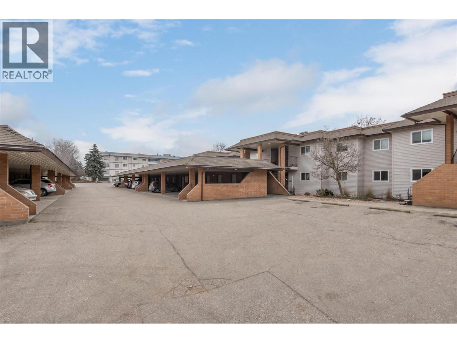 240 McIntosh Road Unit# 209