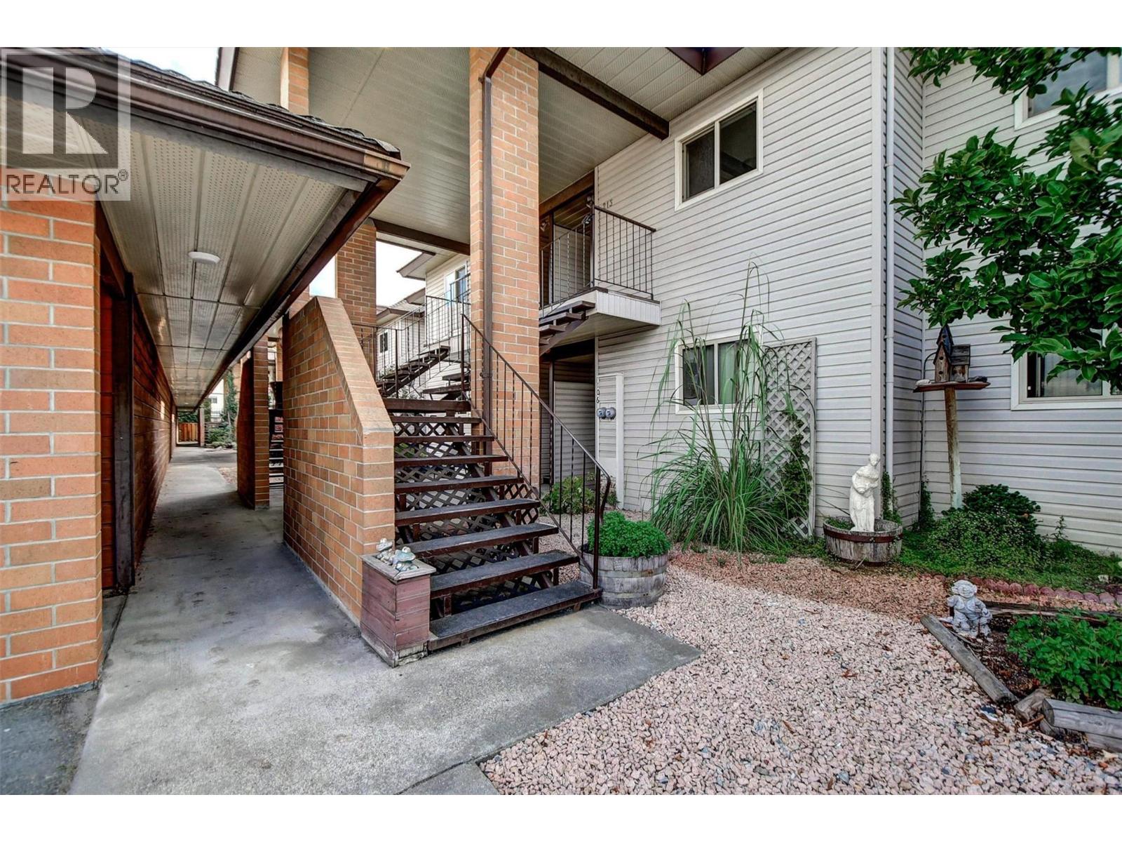 240 McIntosh Road Unit# 209