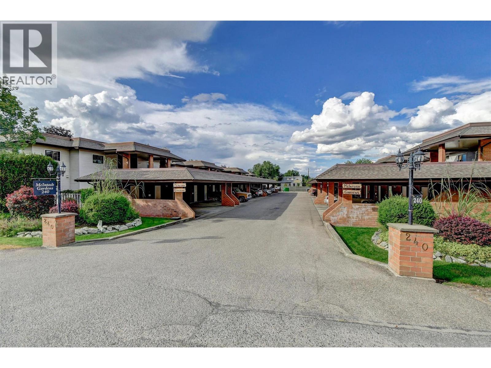 240 McIntosh Road Unit# 209