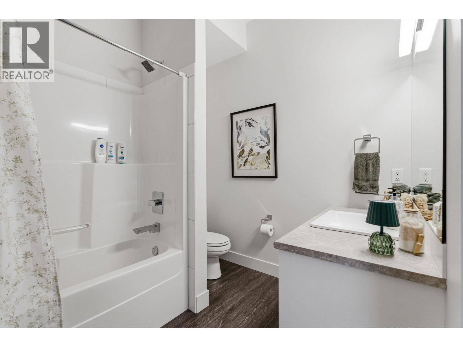 1600 Golden View Drive Unit# 10