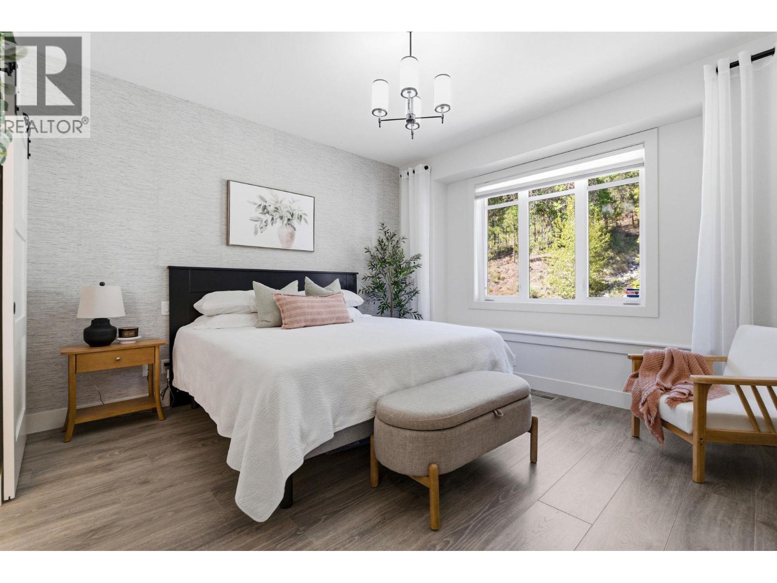 1600 Golden View Drive Unit# 10