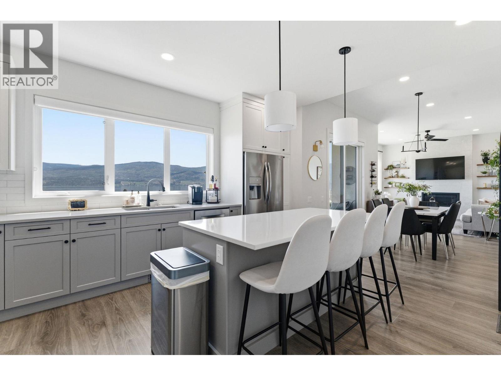 1600 Golden View Drive Unit# 10