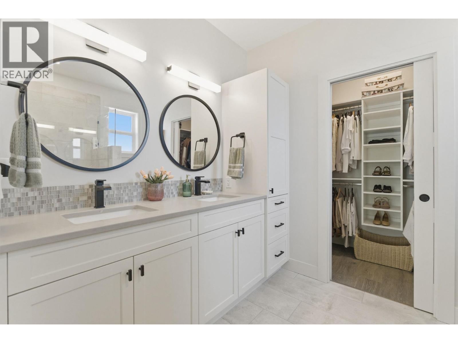 1600 Golden View Drive Unit# 10