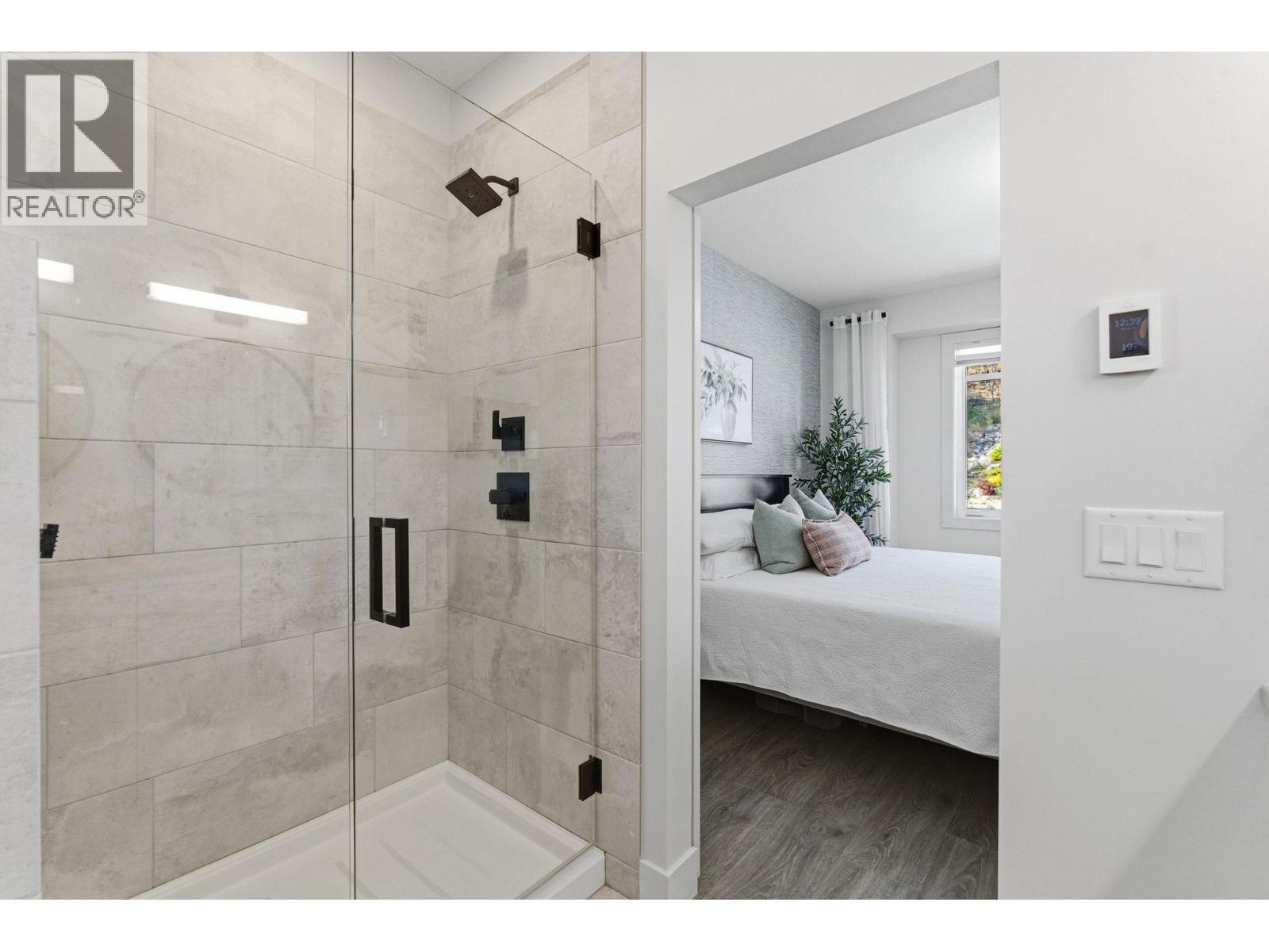 1600 Golden View Drive Unit# 10