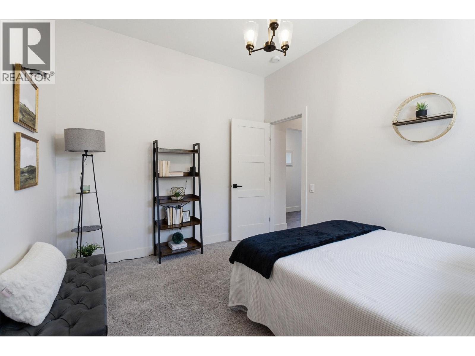 1600 Golden View Drive Unit# 10