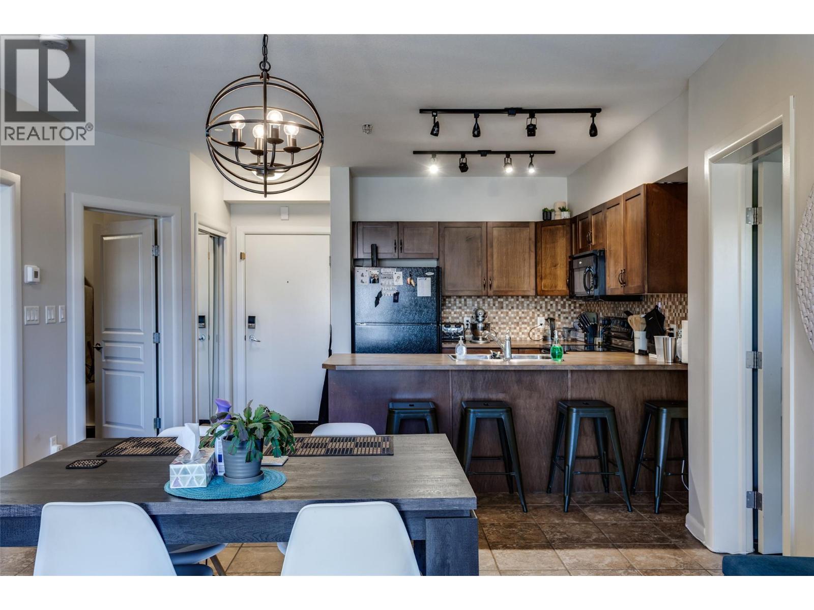 654 Cook Road Unit# 314