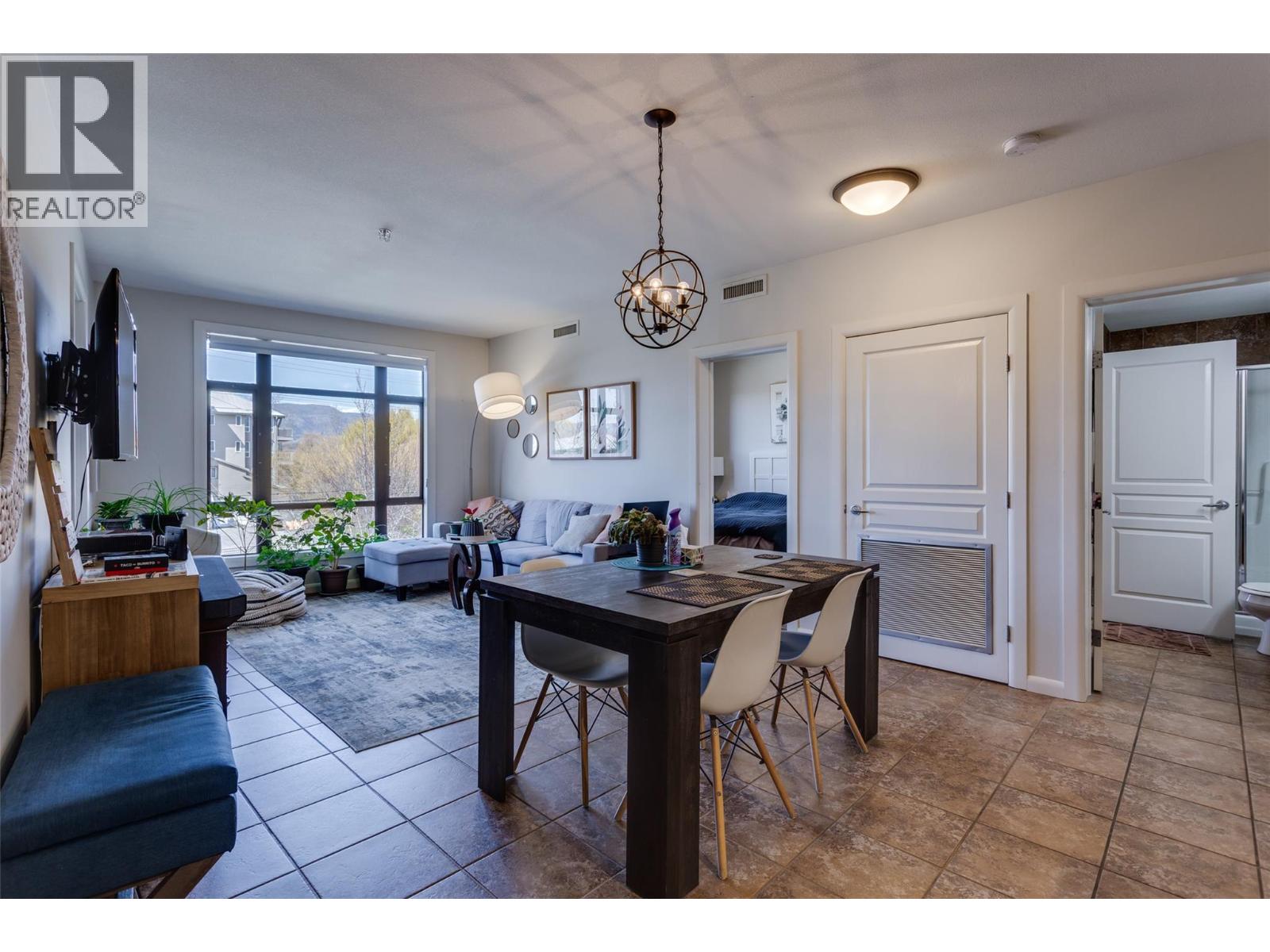 654 Cook Road Unit# 314