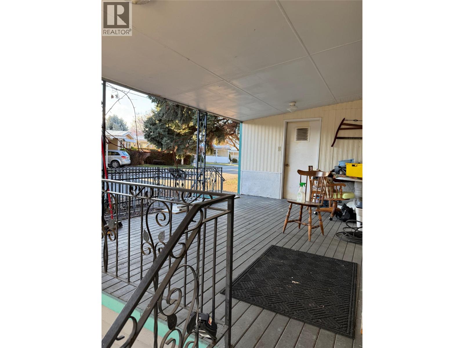 3535 Casorso Road Unit# 79