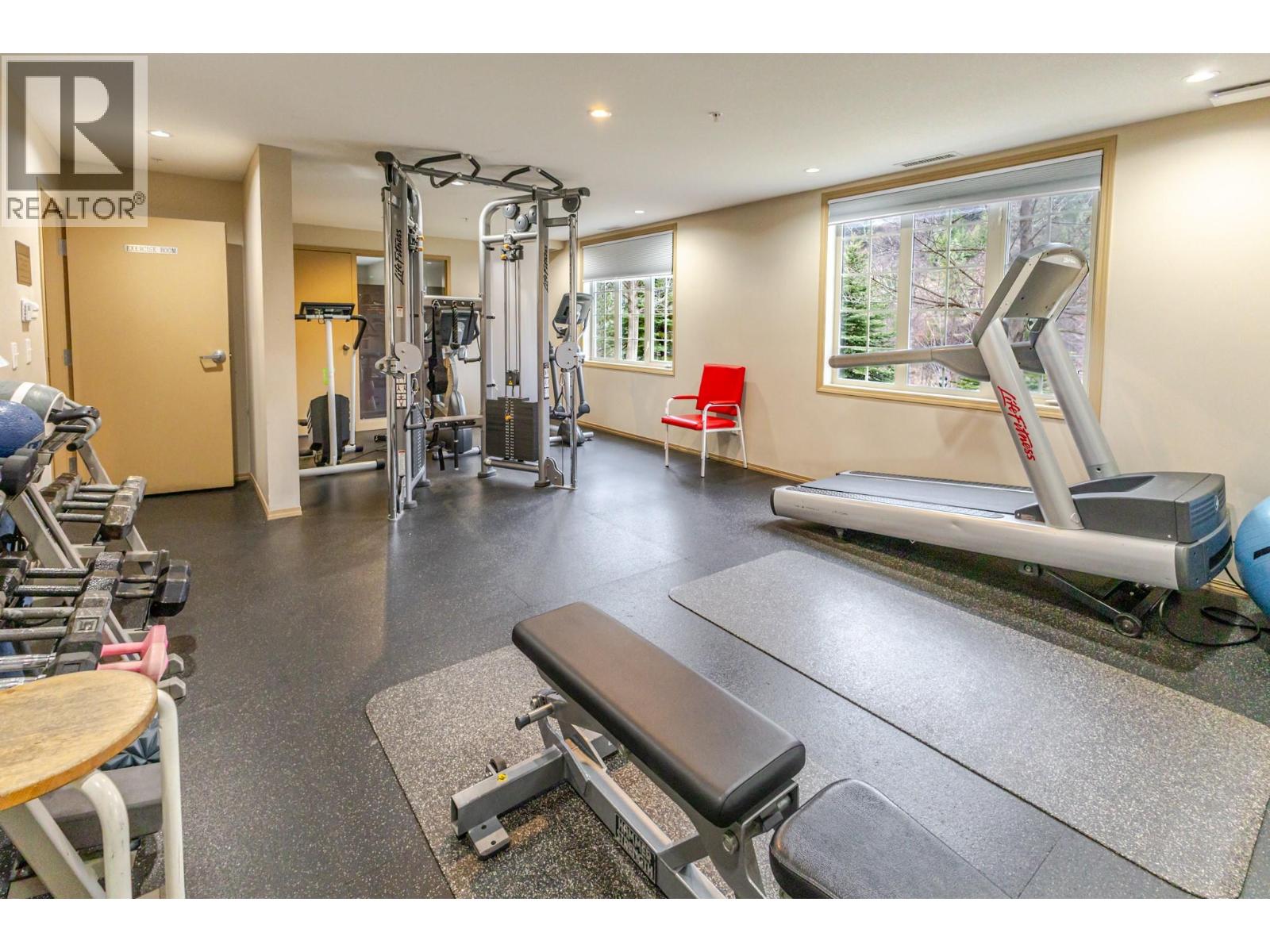 1875 Country Club Drive Unit# 1516