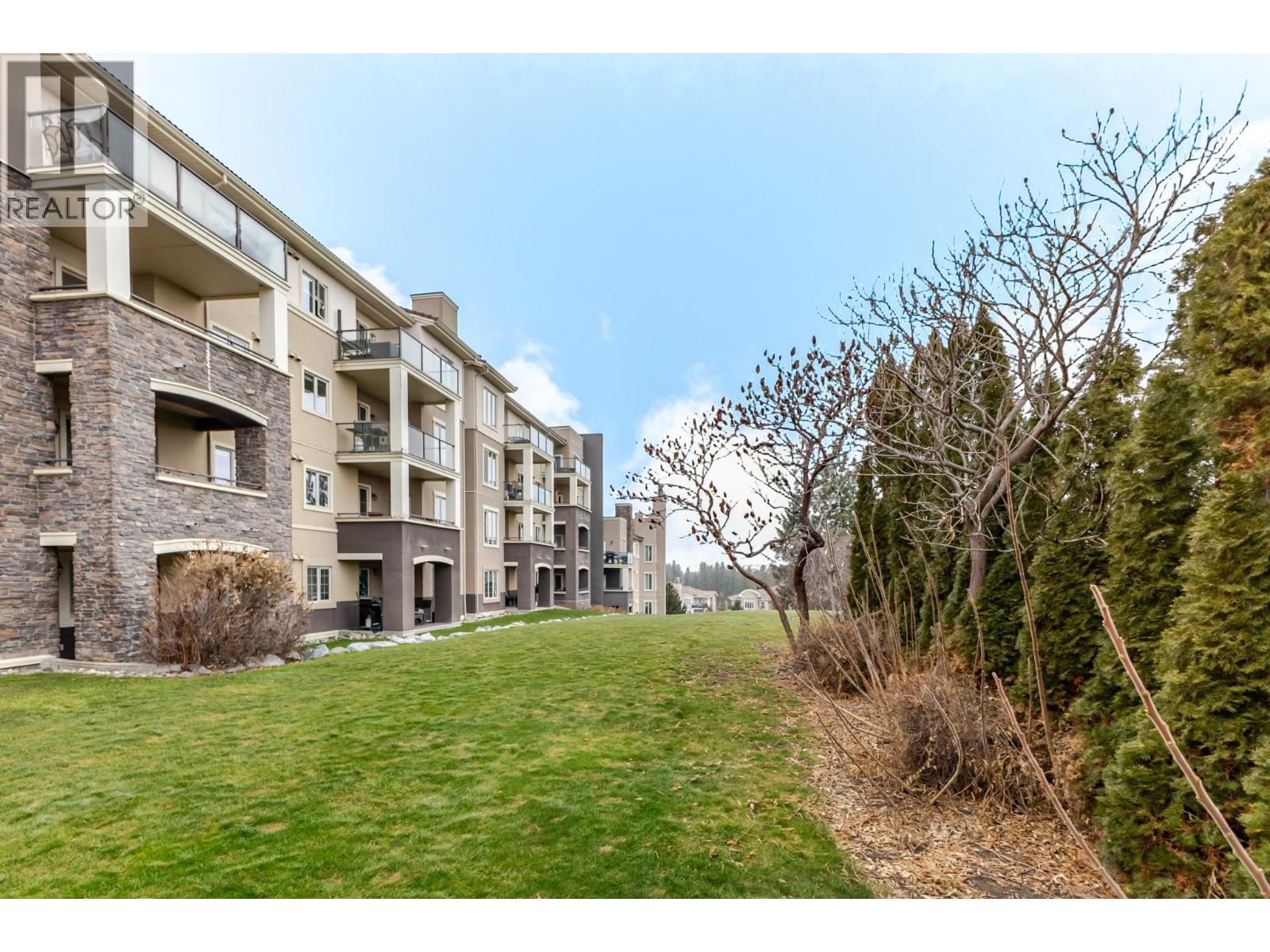 1875 Country Club Drive Unit# 1516