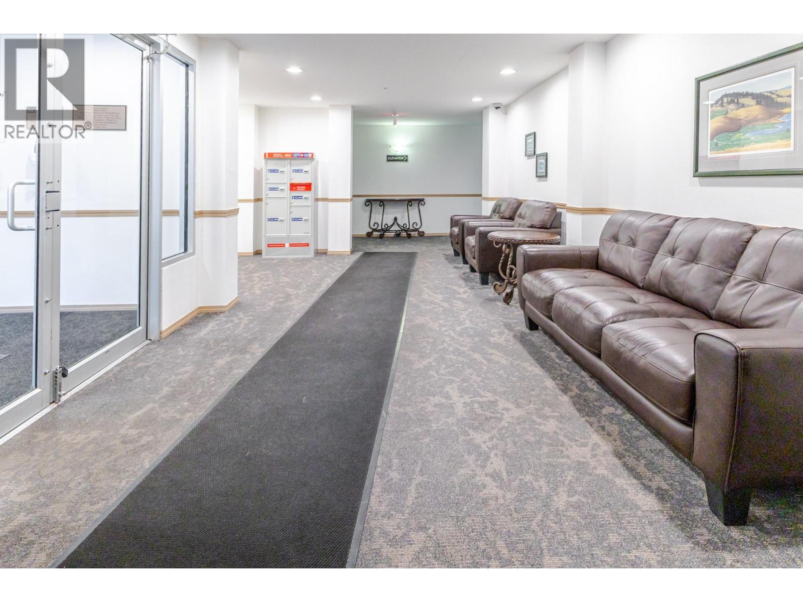1875 Country Club Drive Unit# 1516
