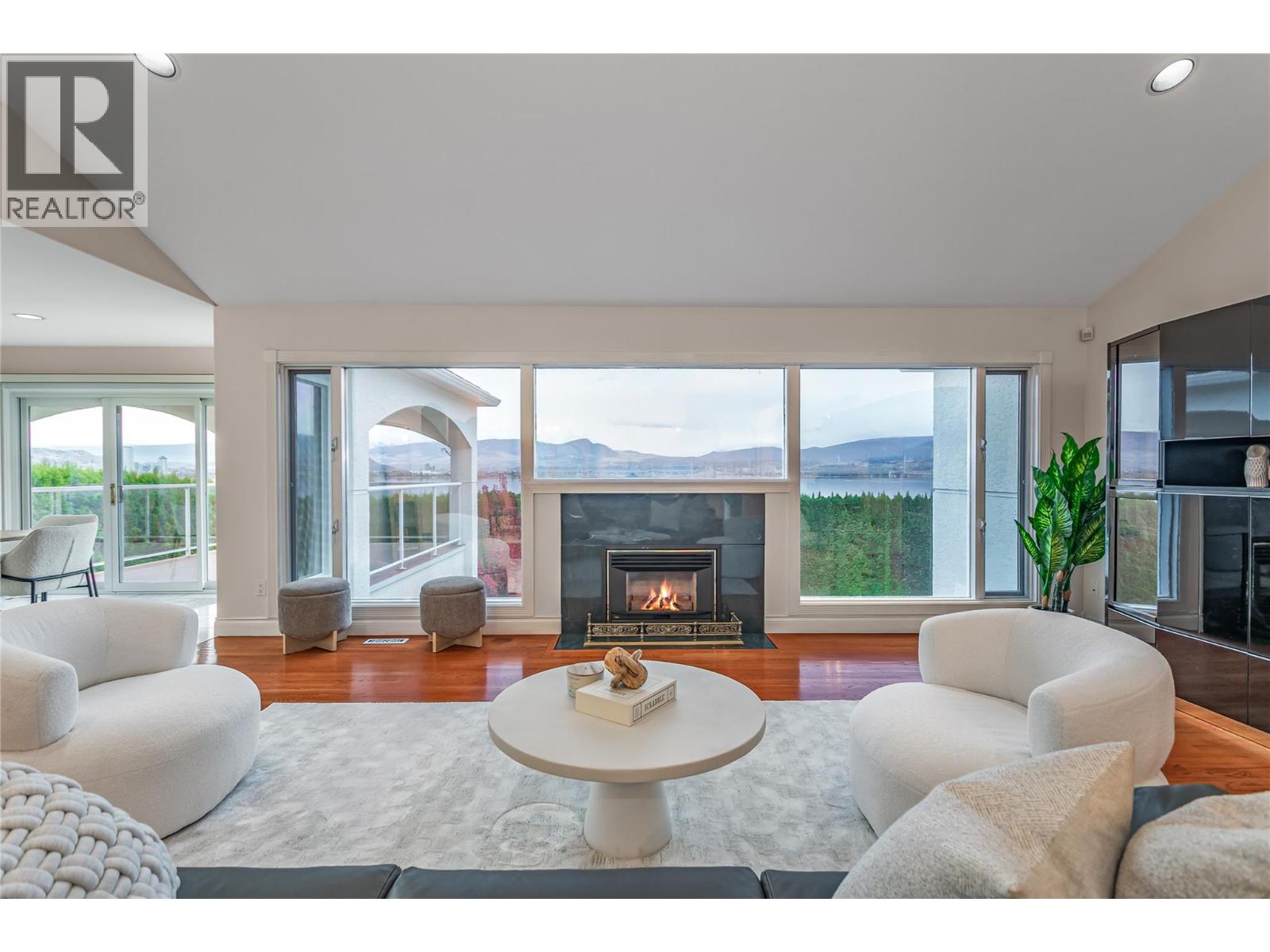 2545 Campbell Road