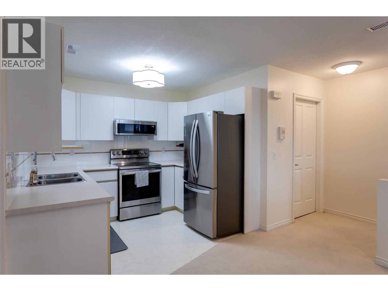 2350 Stillingfleet Road Unit# 213