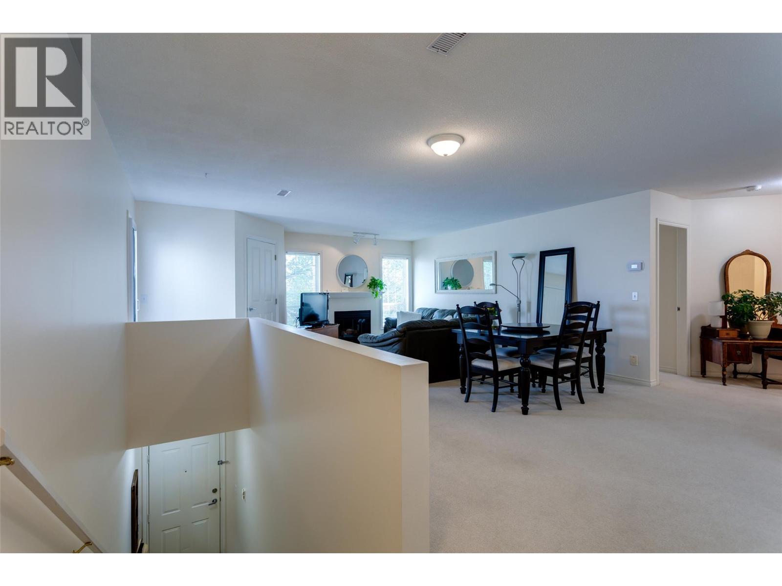 2350 Stillingfleet Road Unit# 213