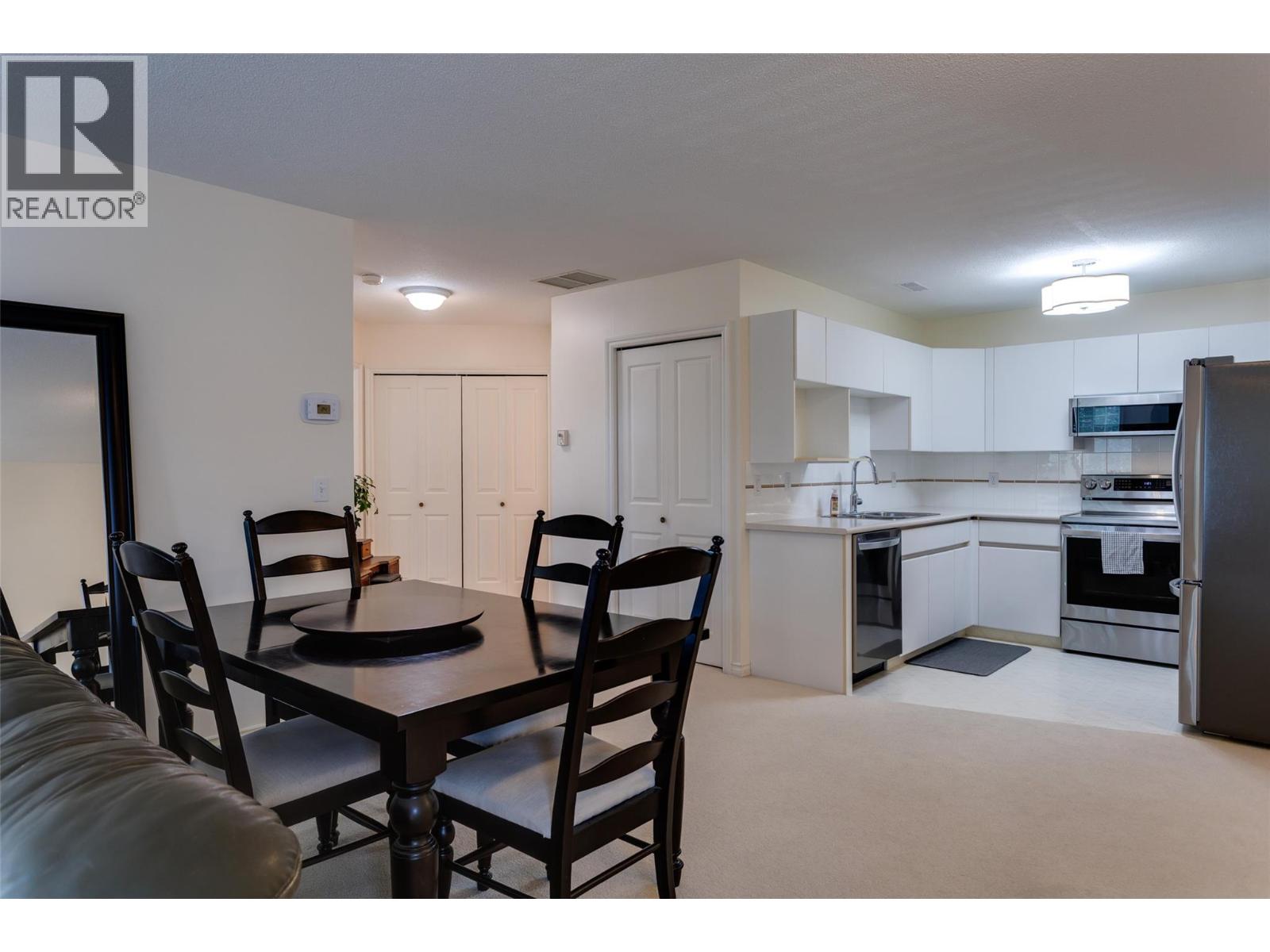 2350 Stillingfleet Road Unit# 213