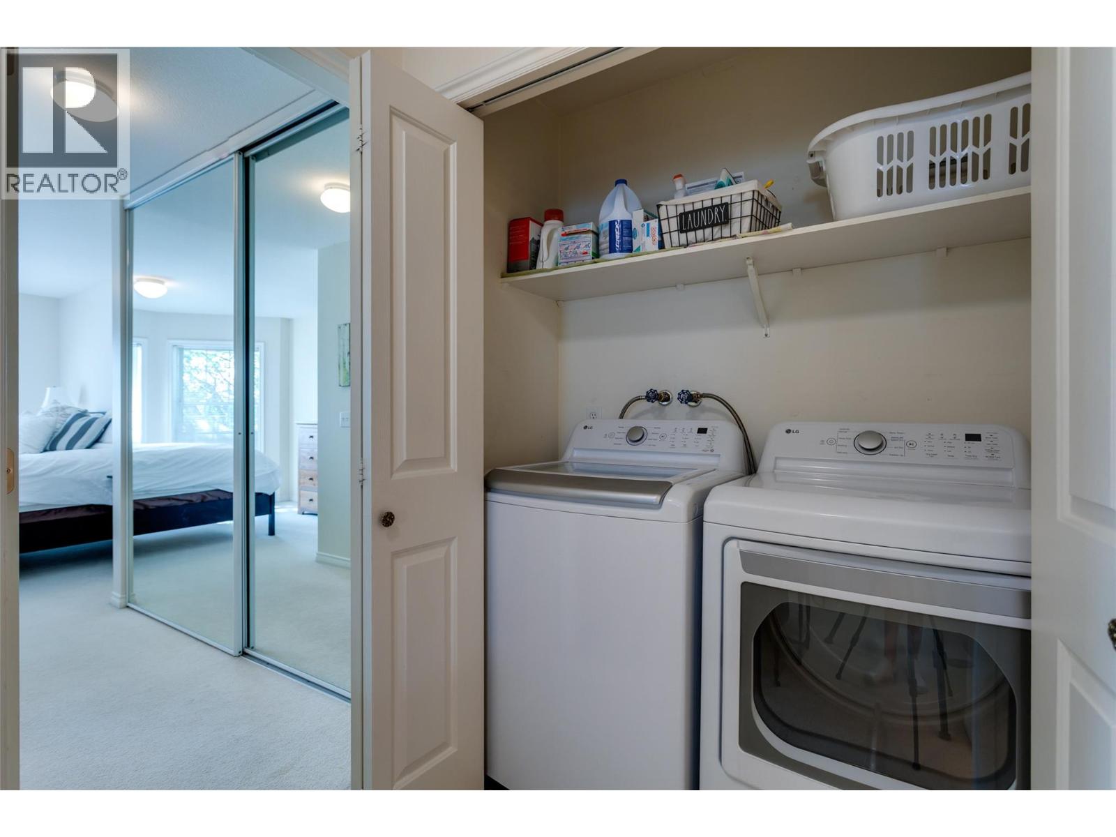2350 Stillingfleet Road Unit# 213