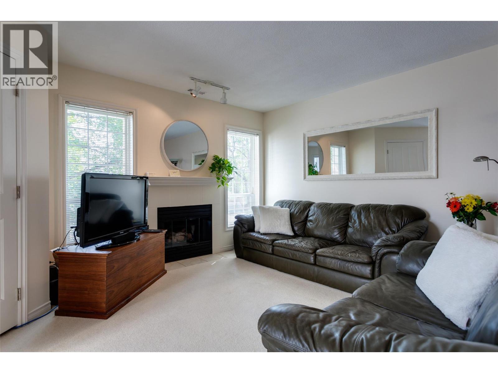 2350 Stillingfleet Road Unit# 213