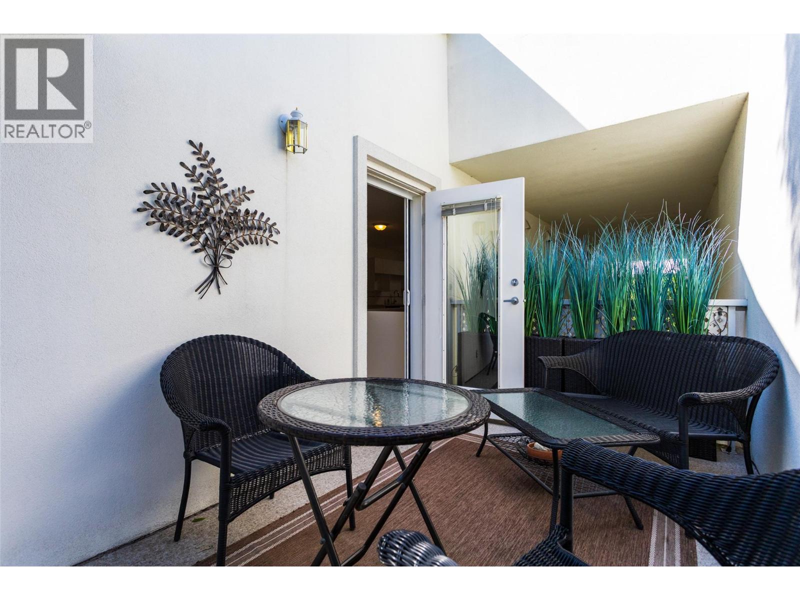 2350 Stillingfleet Road Unit# 213