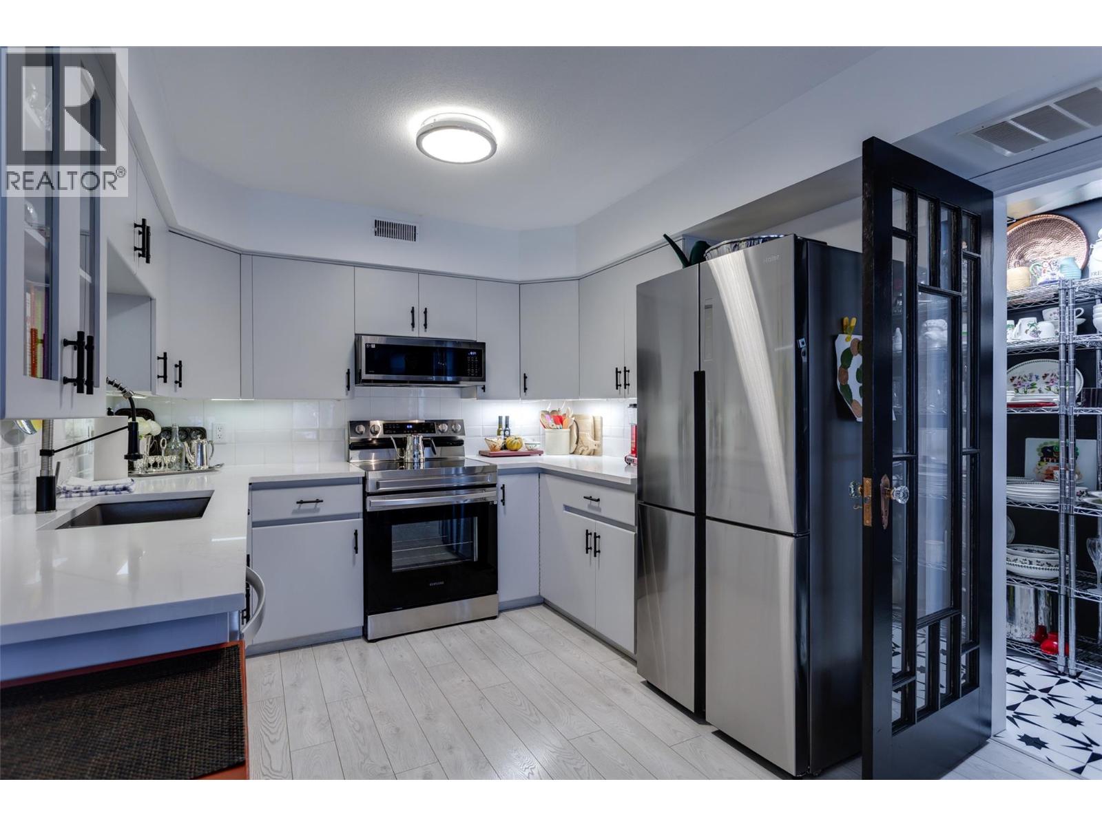 2350 Stillingfleet Road Unit# 113
