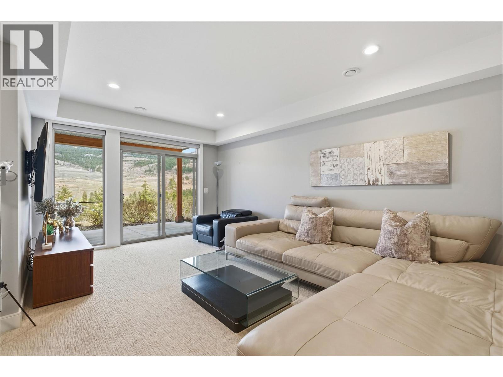 411 Dunbar Court