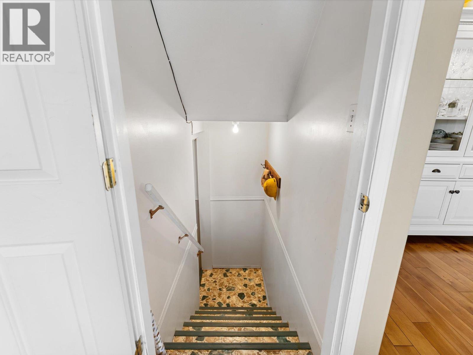 4632 Gordon Drive