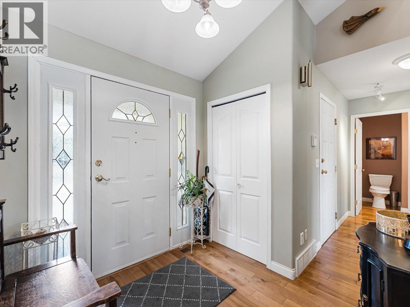 4632 Gordon Drive