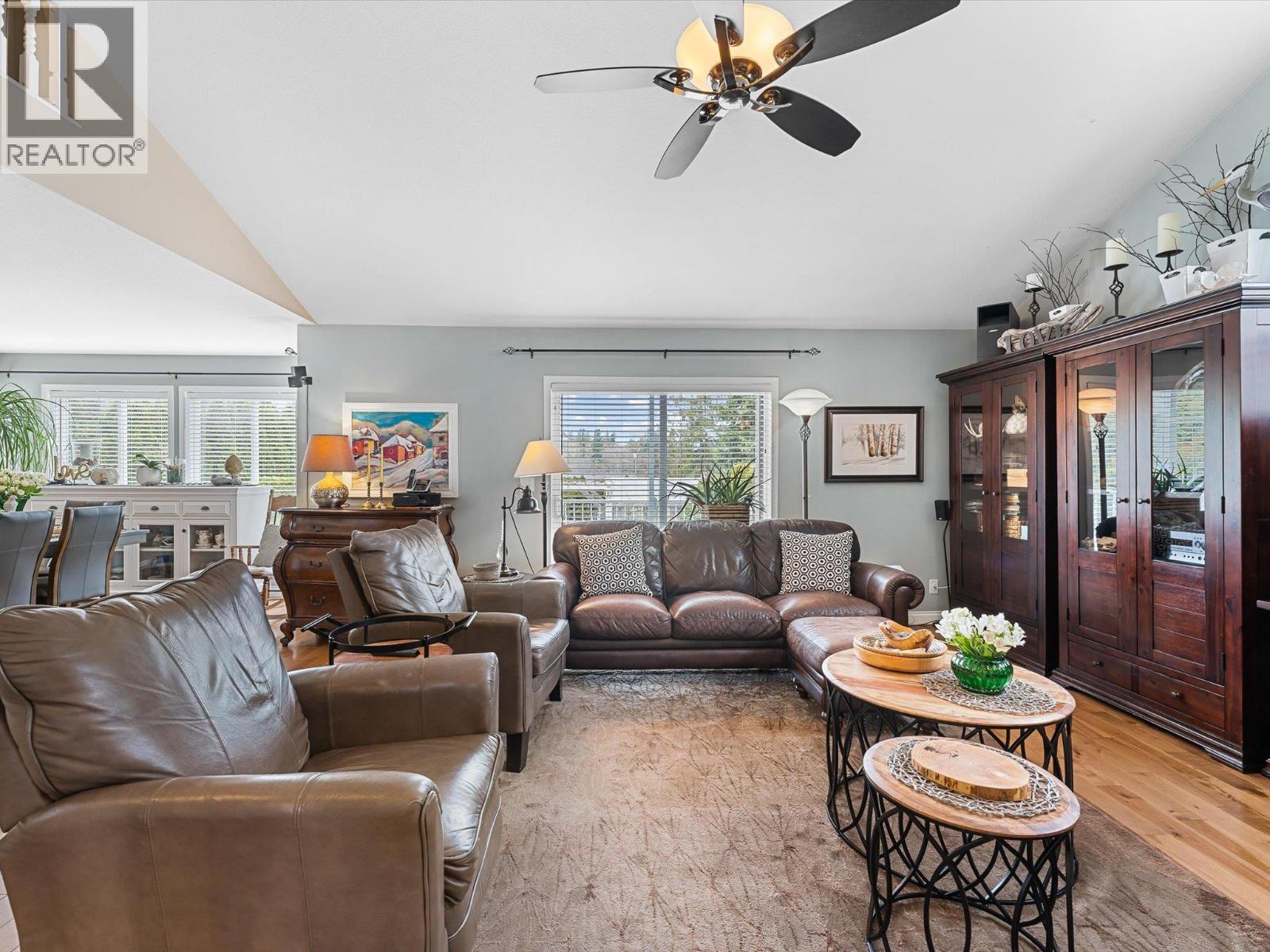 4632 Gordon Drive