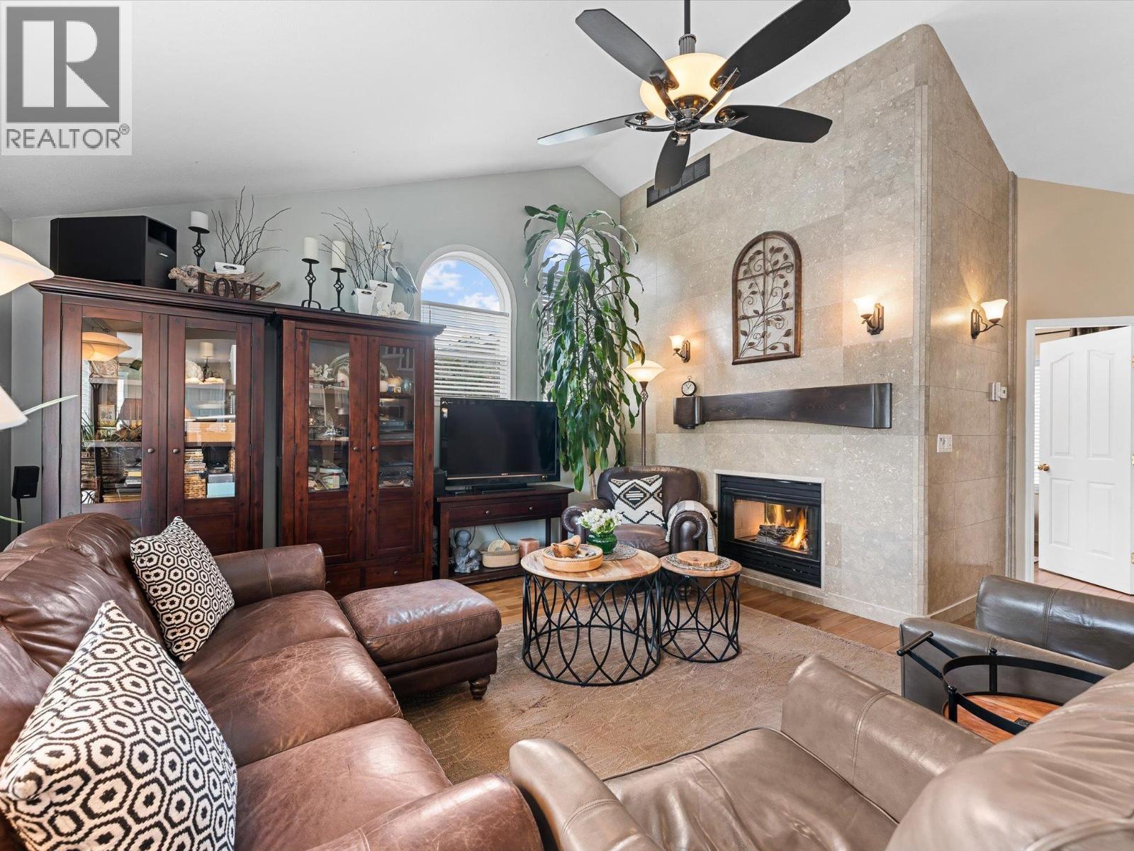 4632 Gordon Drive