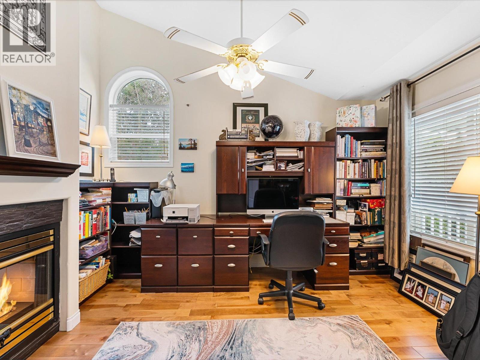 4632 Gordon Drive